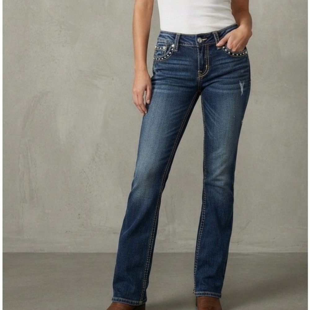 Cowgirl Tuff Western Distressed Studded Bootcut Dark Wash Denim Jeans Size 26